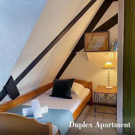 La Maison Bleue - Historic House In The Heart Of Riquewihr Chambre photo