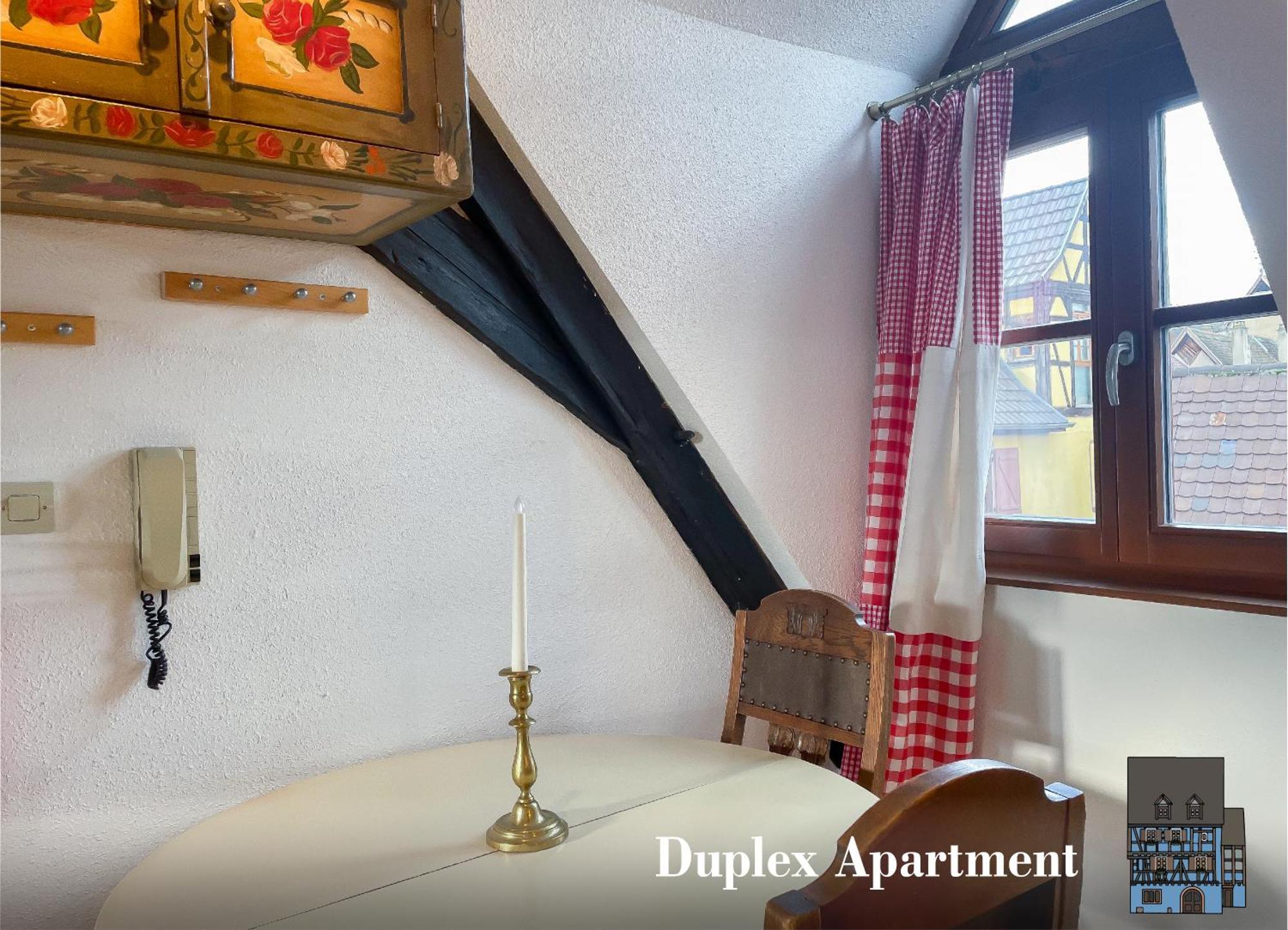 Apartment La Maison Bleue - Historic House In The Heart Of