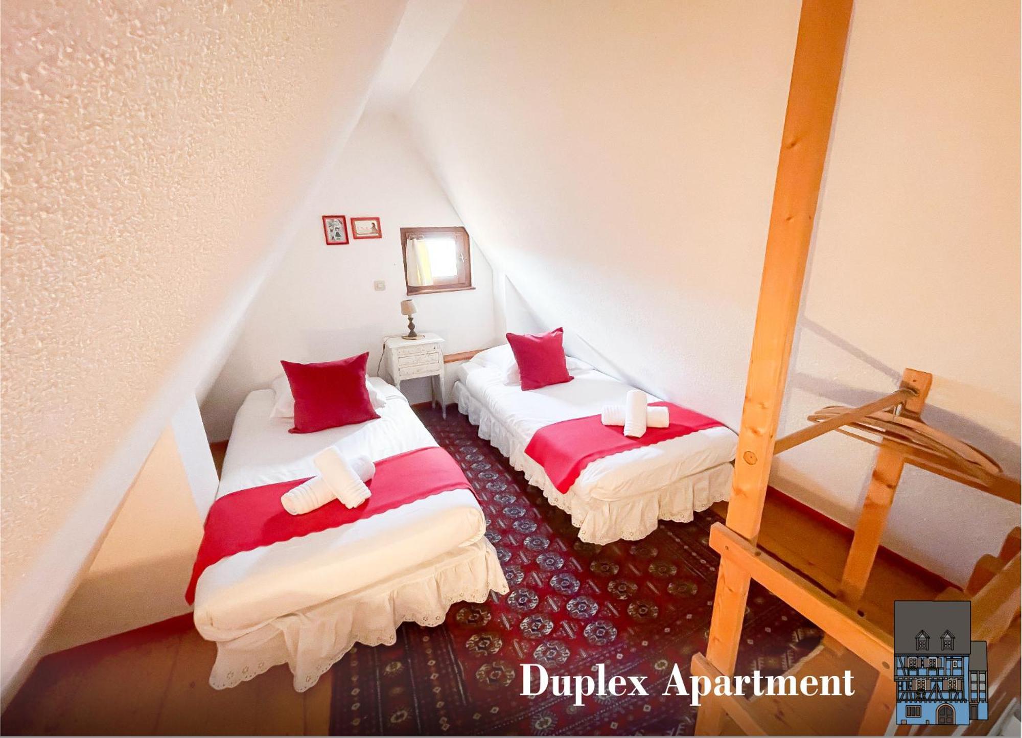 Apartment La Maison Bleue - Historic House In The Heart Of *